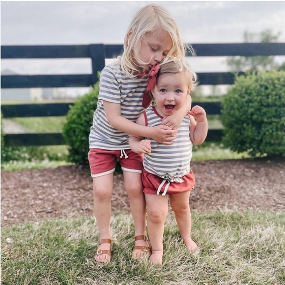 Lulu and Roo Freedom collection striped pocket tee with two matching shorts set - Picture 6 of 8
